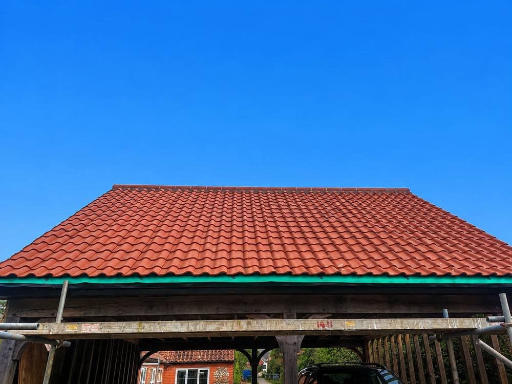 New garage roof scaffold view